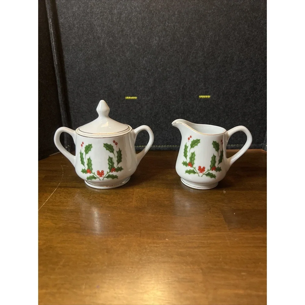 Vtg Holly on White‎ Creamer + Sugar Bowl Lid Christmas Holiday China Winter